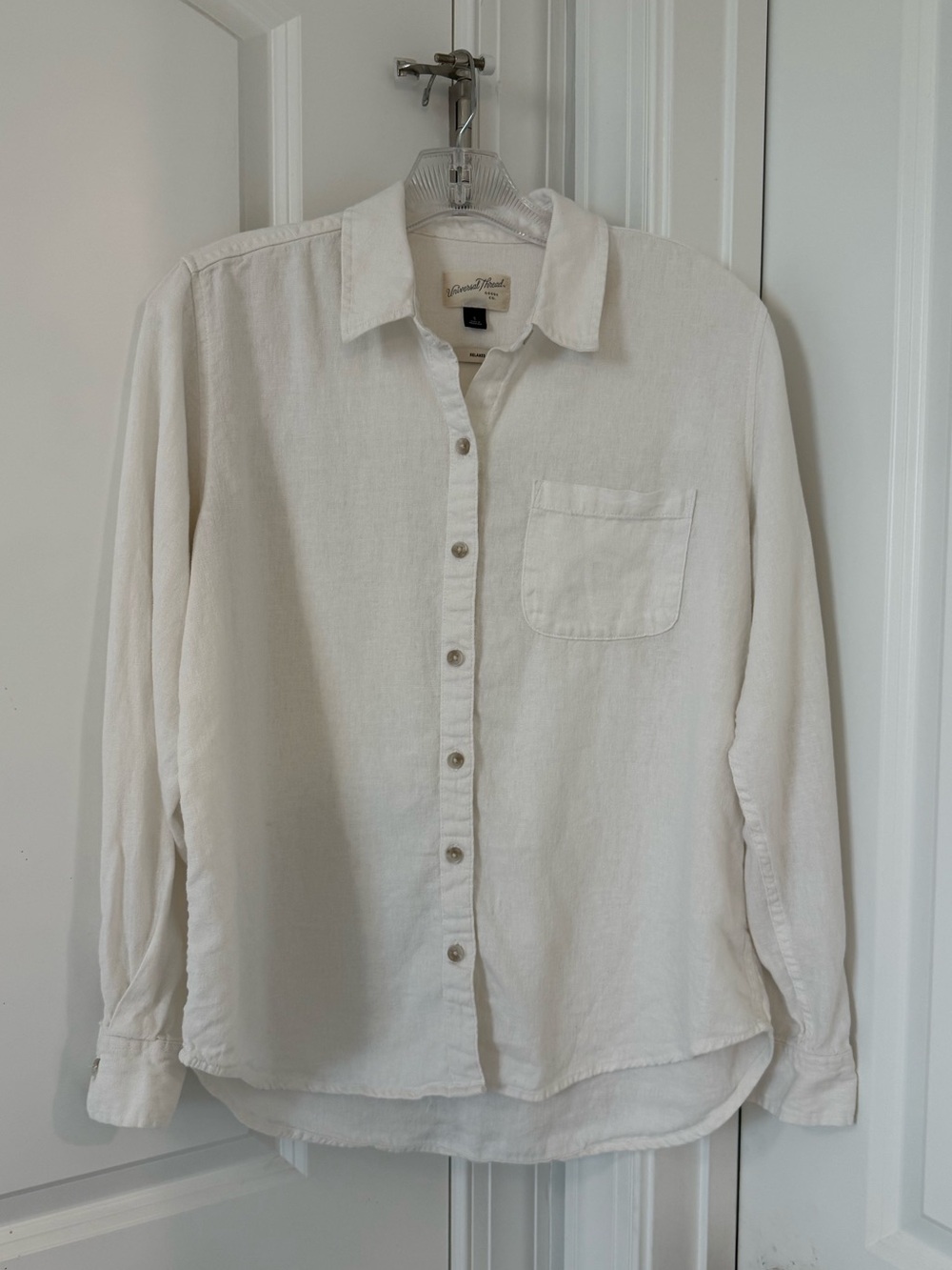 Universal Thread Linen Button-Up Shirt